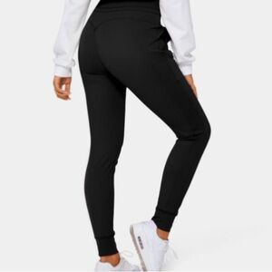 Halara NWT Cloudful Air Black Jogger Sweatpants Leggings - Medium